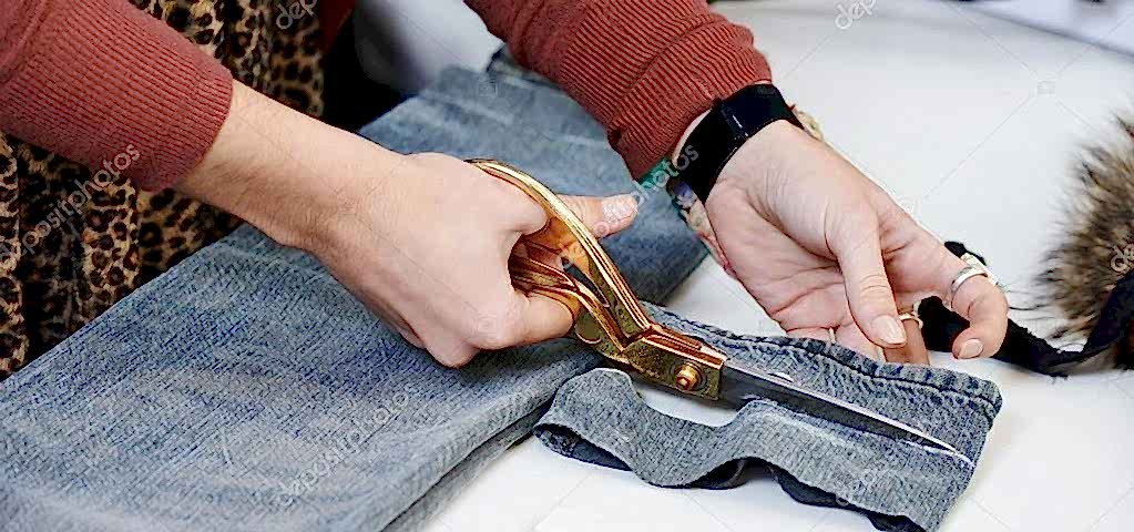 depositphotos_57659341-stock-photo-female-tailor-hands-at-work
